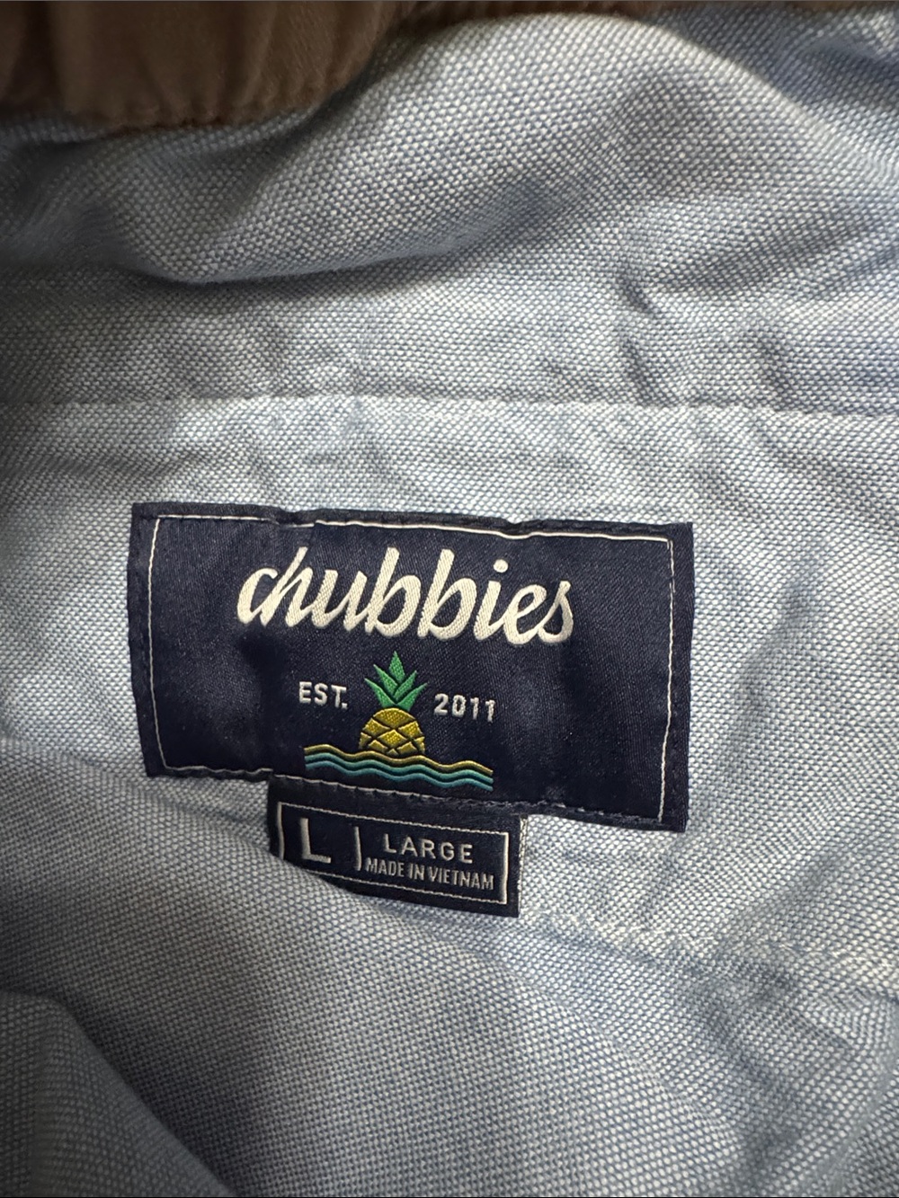 Chubbies Men's originals 5.5" Elastic Waist Cotton Shorts in Khaki - Picture 3 of 6